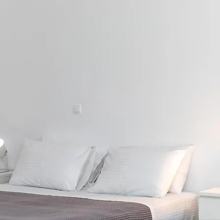 Mary Jo's Naxos City